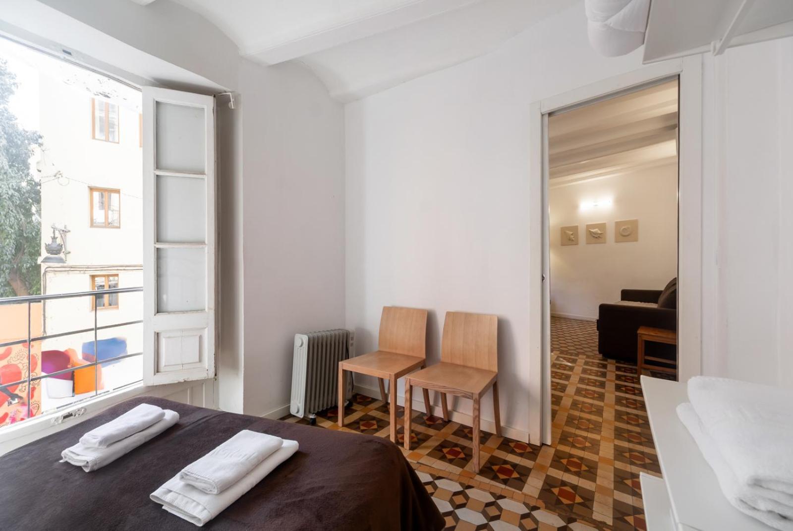 San Jaime Silence Apartment บาเลนเซีย ภายนอก รูปภาพ