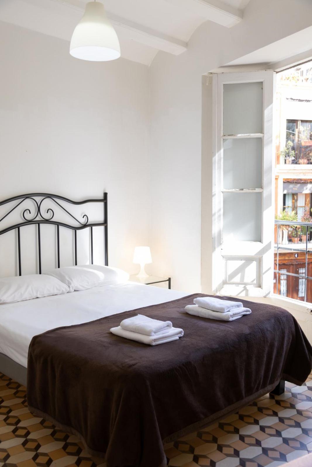 San Jaime Silence Apartment บาเลนเซีย ภายนอก รูปภาพ